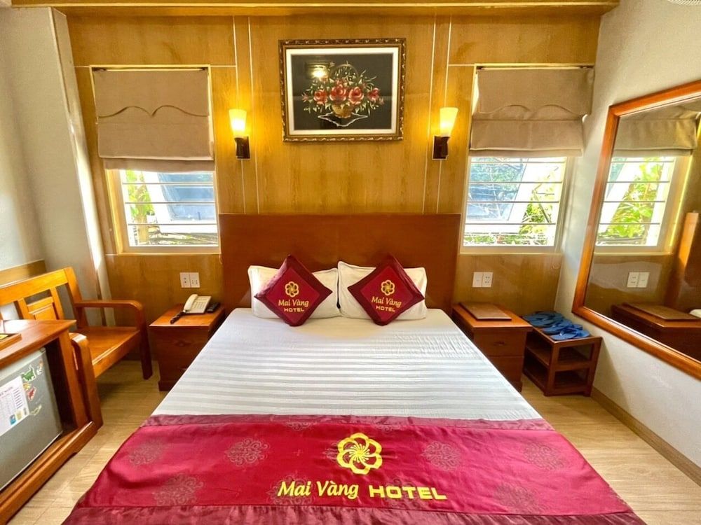 Mai Vang Hotel Standard Double Room 4