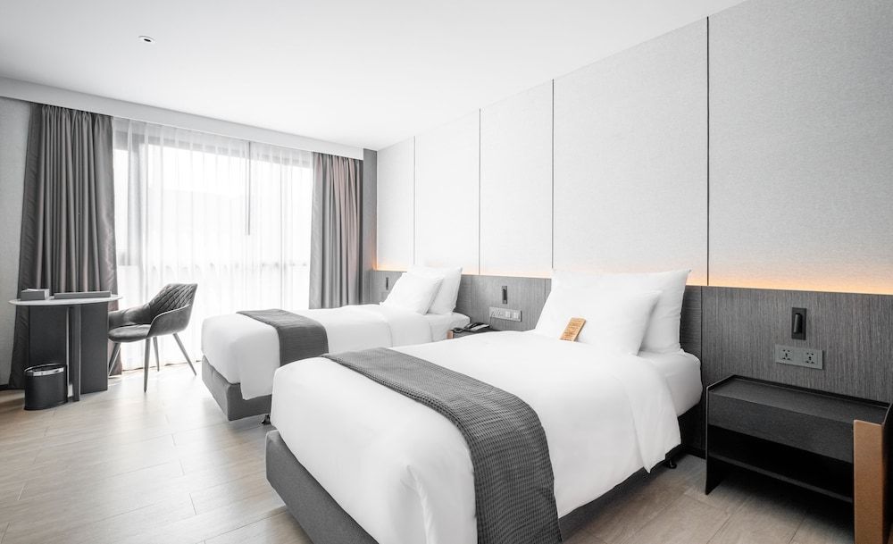 undefined Cascade Hotel Bangkok 7