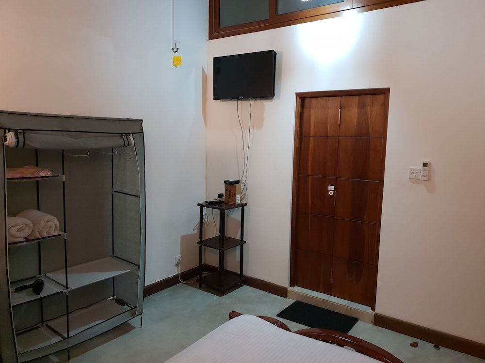 Trellis Apartment Deluxe Double Room 6