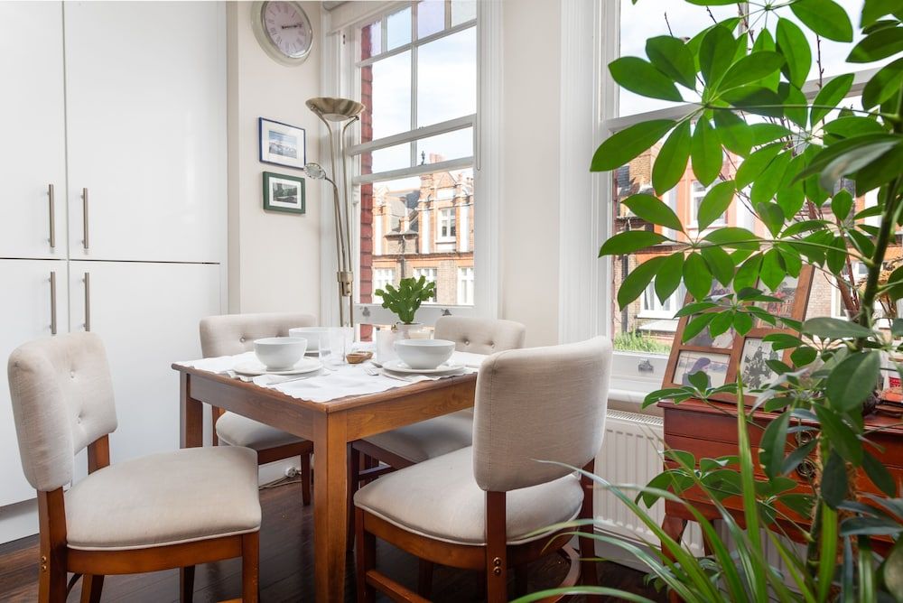 undefined Supreme Hampstead Home Next to Hampstead Heath by Underthedoormat 6