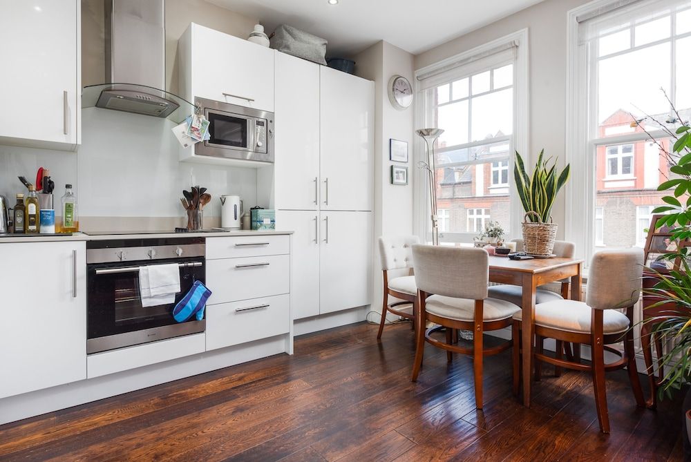 undefined Supreme Hampstead Home Next to Hampstead Heath by Underthedoormat 7