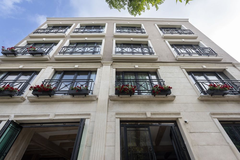 undefined Istanbul Old City Colorful Houses Balat PETRION Hotel 6