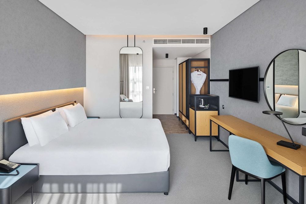 The Manor by JA, Dubai Room (Simplicity) 4