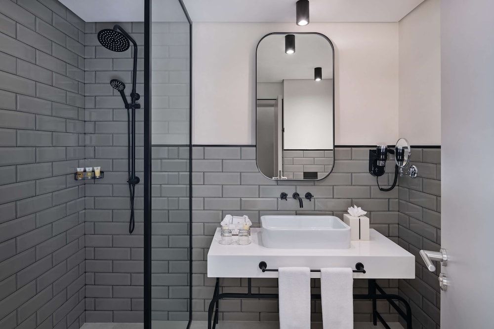 The Manor by JA, Dubai Room (Simplicity) 7