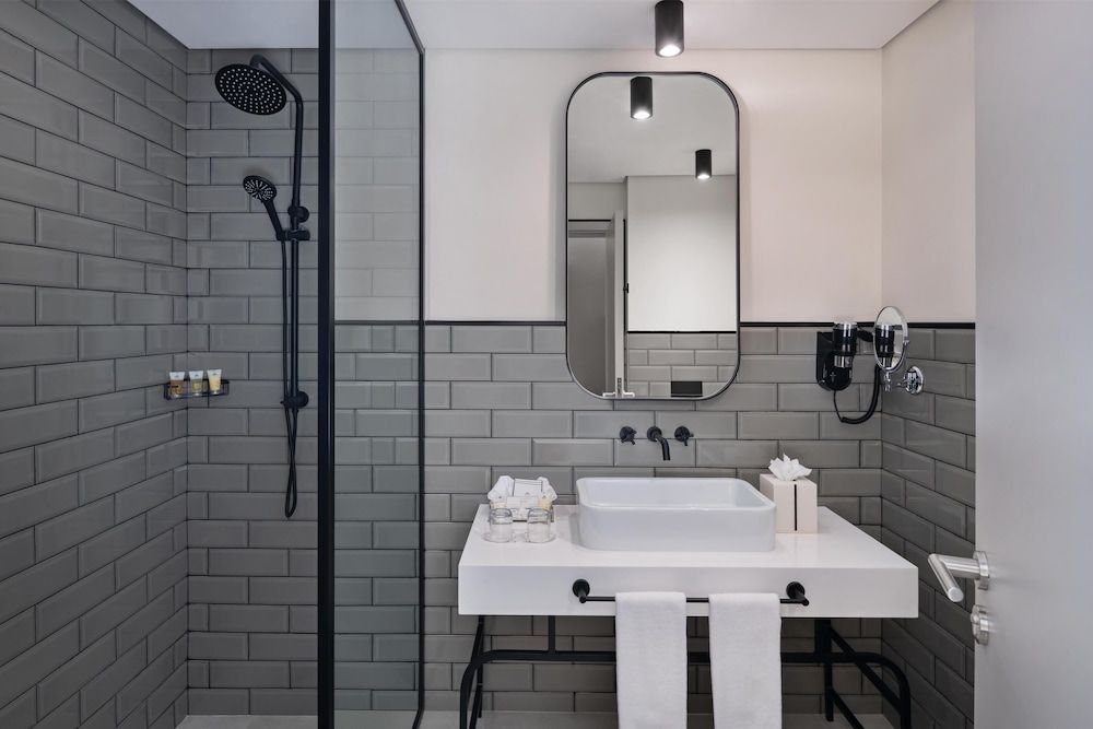 JA The Manor Hotel, Dubai Room (Simplicity) 7