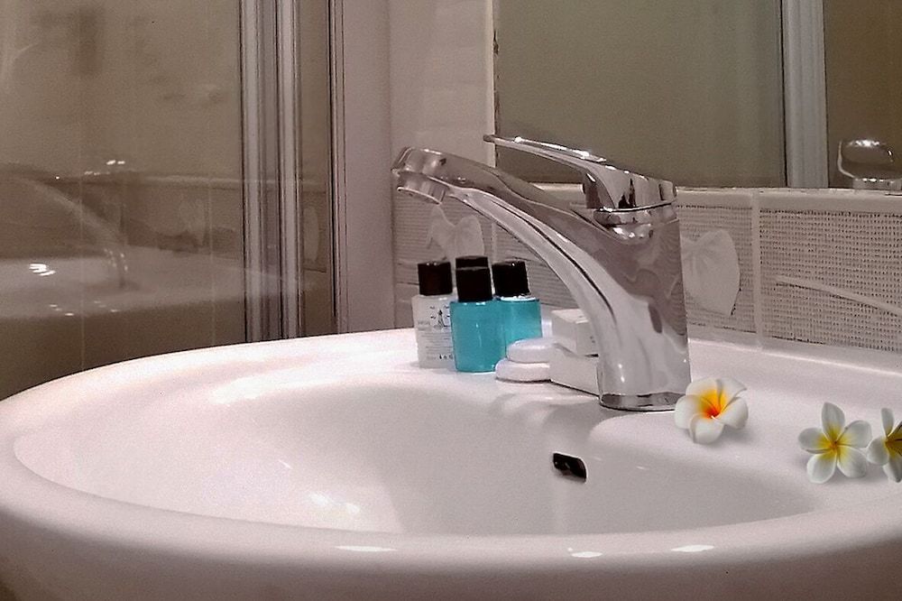 Sembol Hotel Double Room 5