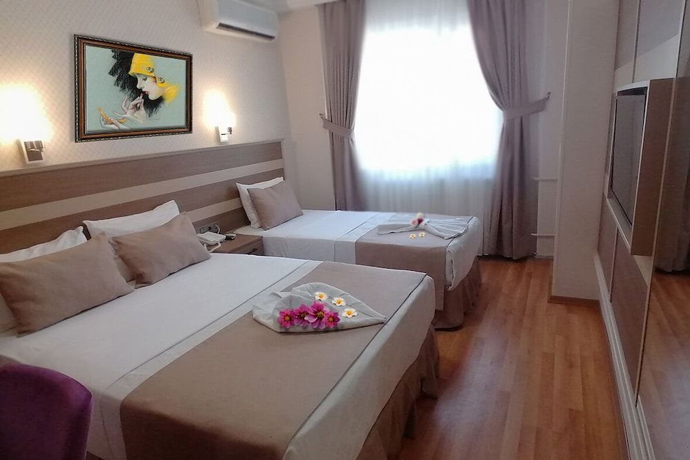 undefined Sembol Hotel 4