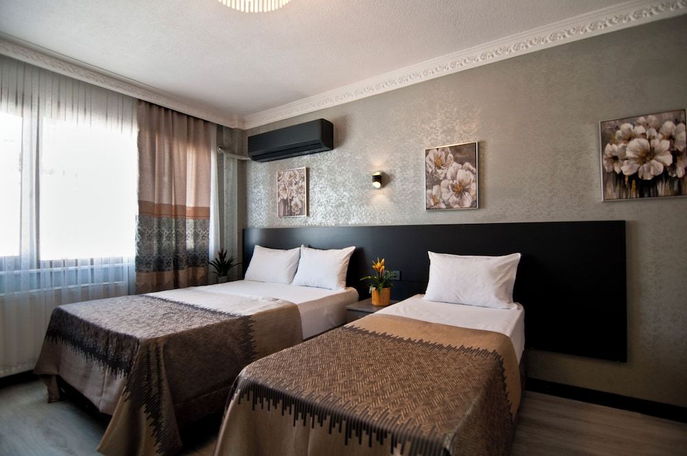 Gzh Park Bosphorus Triple Room 2