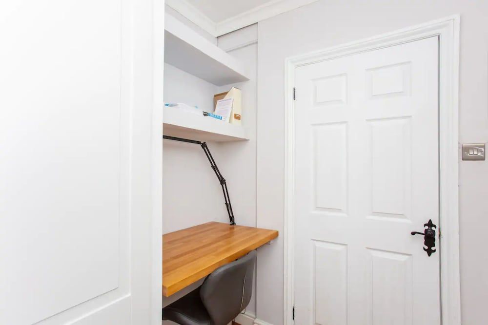 undefined Stylish 2 Bedroom Apartment Near Regents Park