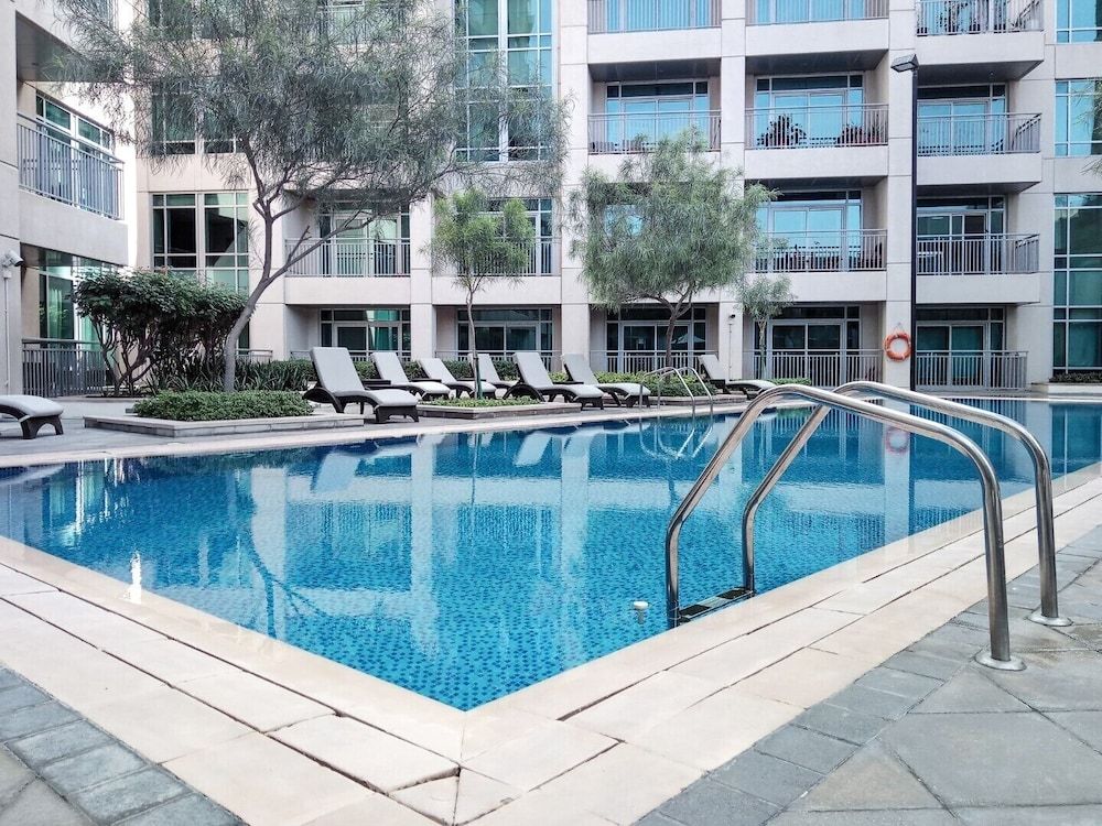 undefined Luxury Redefined 1BR in the Heart of Downtown Dubai! 4