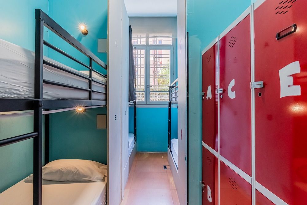 Hostel Center Madrid 1 bed in 6-Bed Mixed Dormitory Room 2