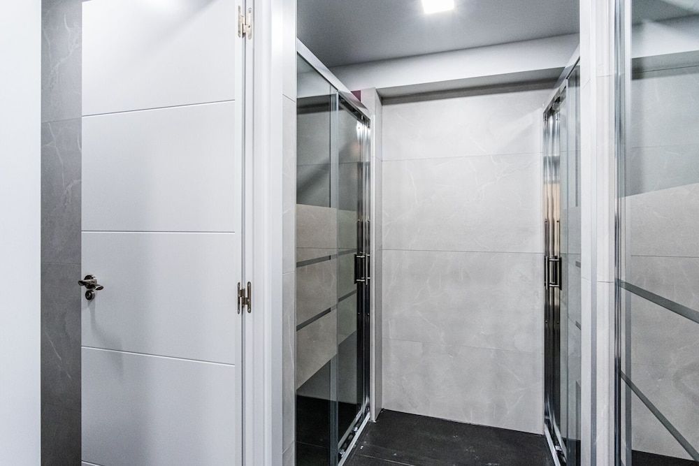 Hostel Center Madrid 1 bed in 6-Bed Mixed Dormitory Room 8