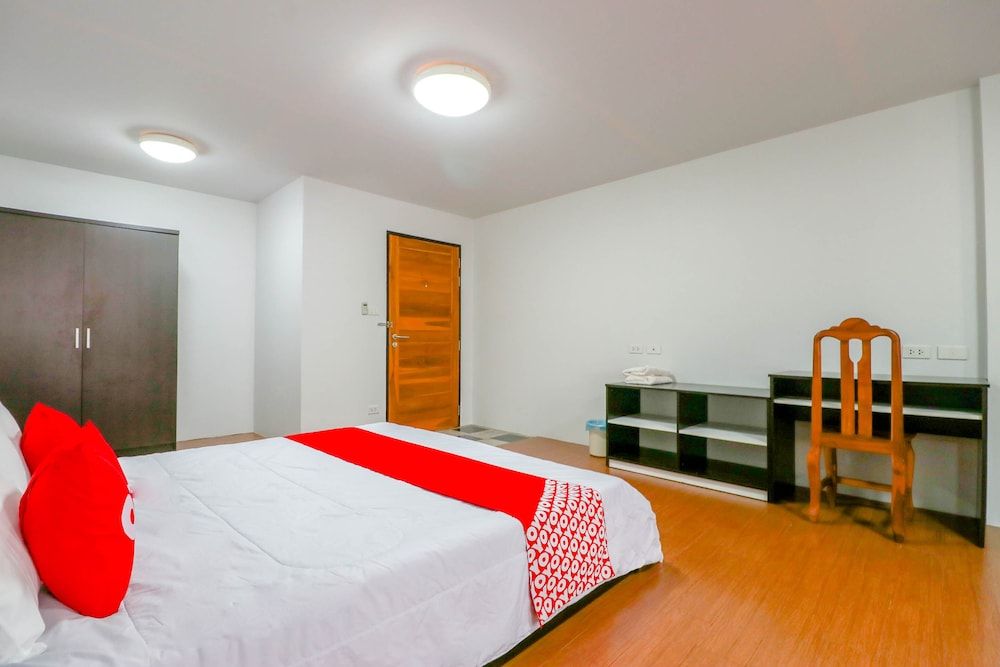 OYO 935 The Palm Apartment Basic Double Room 2