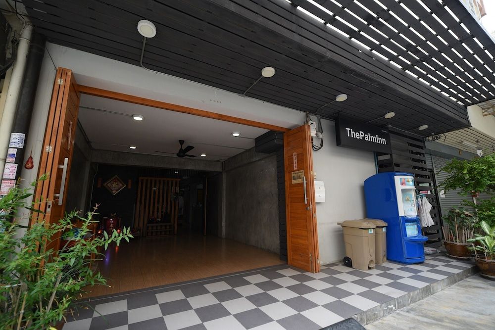 undefined OYO 935 The Palm Apartment 2