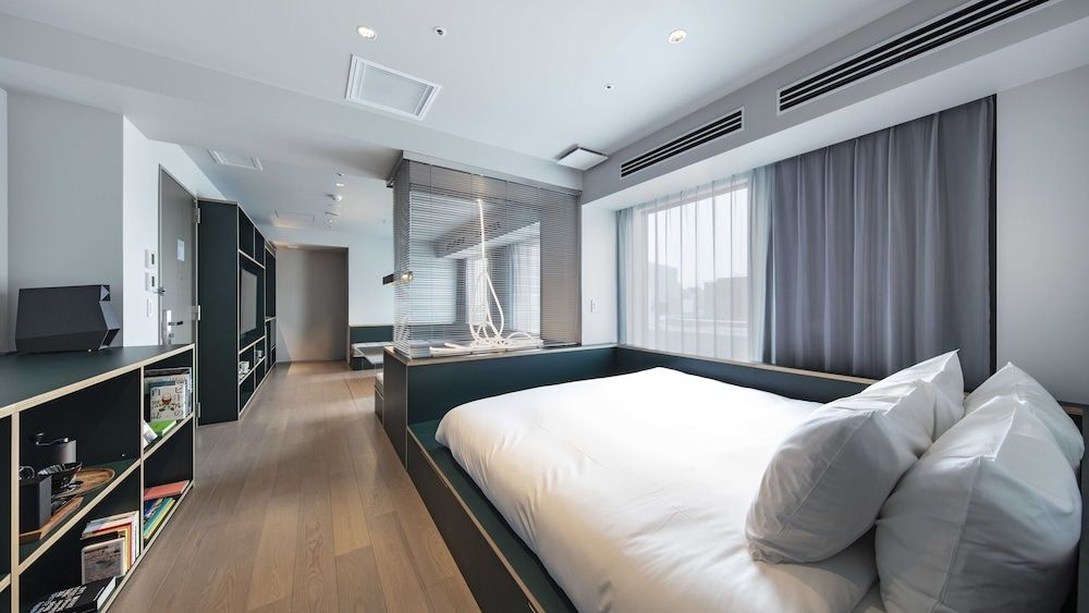 Weekend Suite on the Top Floor - Non Smoking [MAX 3 Guests: 2 adults and 1 child (under 5 years old)