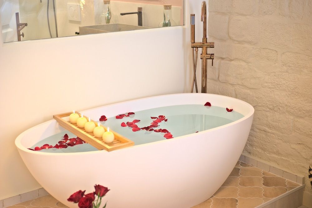 The Charming Luxembourg Garden Luxury Apartment, Ensuite 24