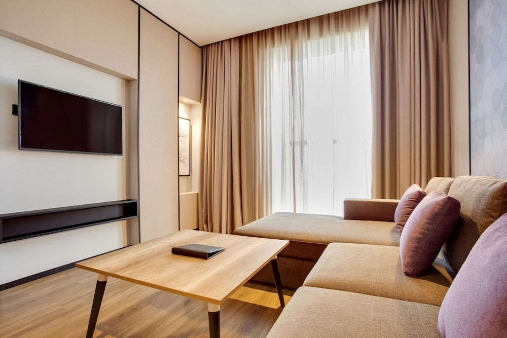 Lemon Tree Hotel Jumeirah Dubai