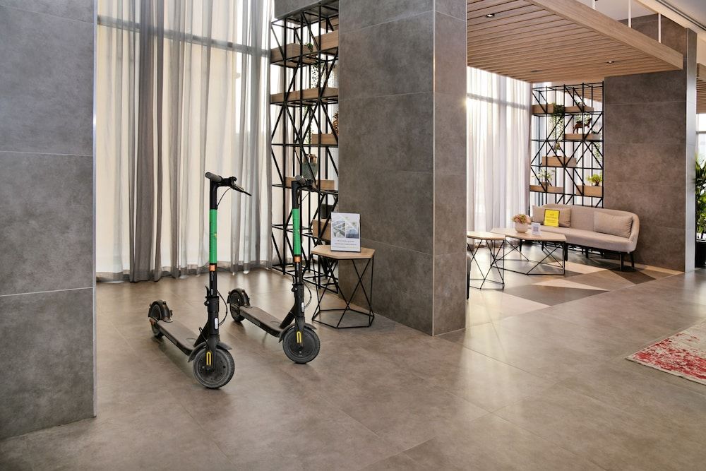 Lemon Tree Hotel Jumeirah Dubai
