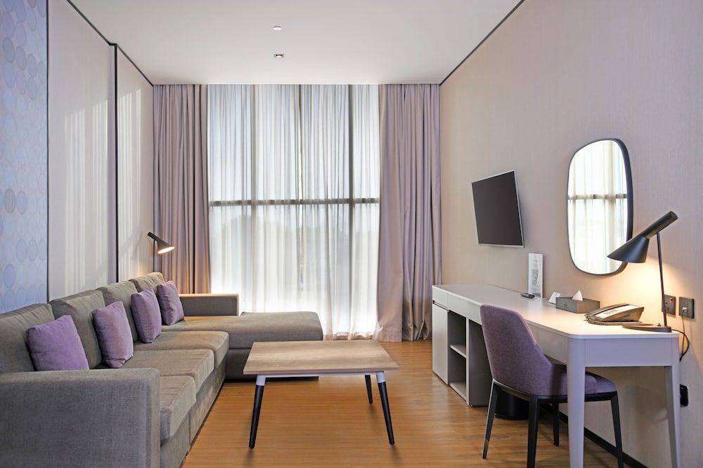 Lemon Tree Hotel Jumeirah Dubai