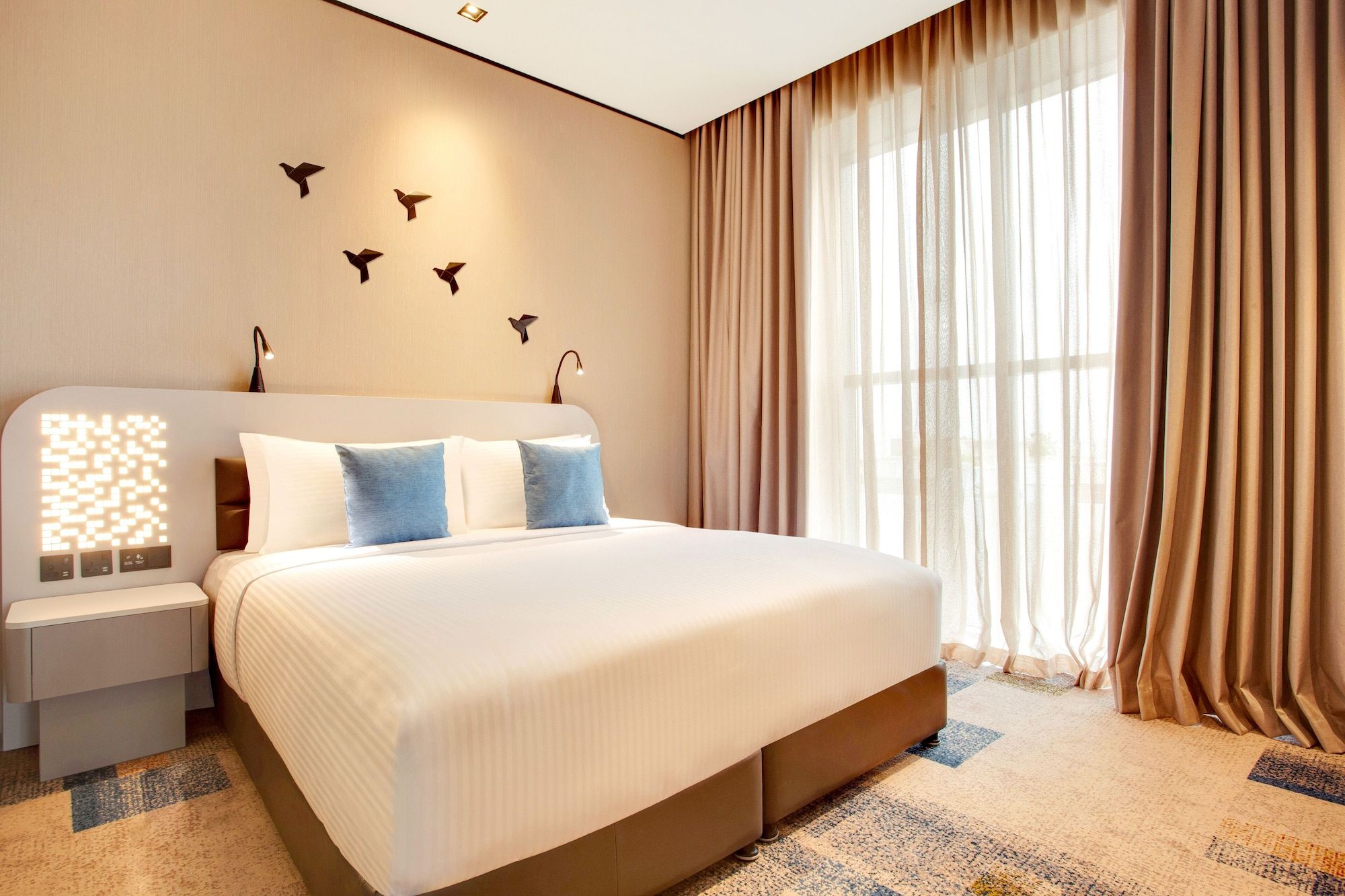 Lemon Tree Hotel Jumeirah Dubai