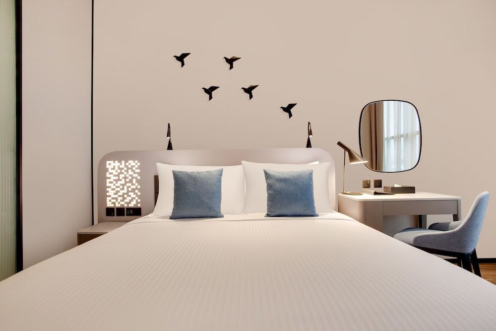 Lemon Tree Hotel Jumeirah Dubai Superior Room 6