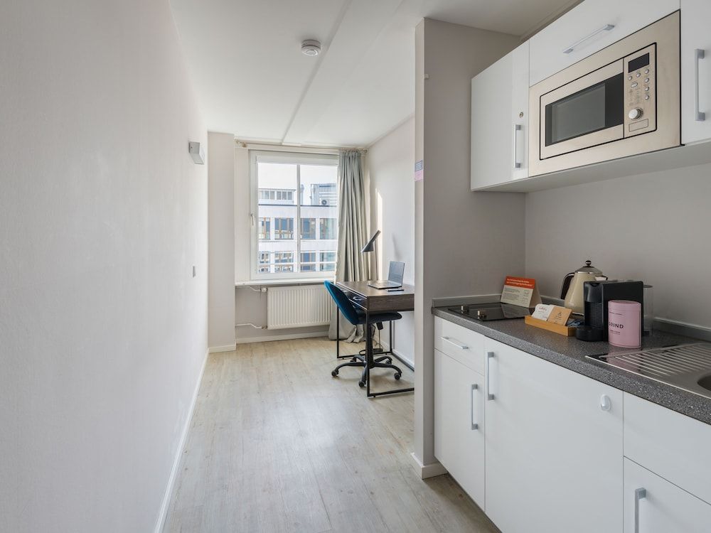 Numa Frankfurt Blau Large Studio with Kitchenette 7