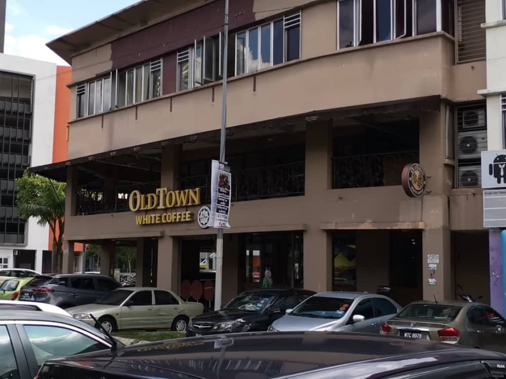 undefined Hotel O Sri Rampai Metro Hostel