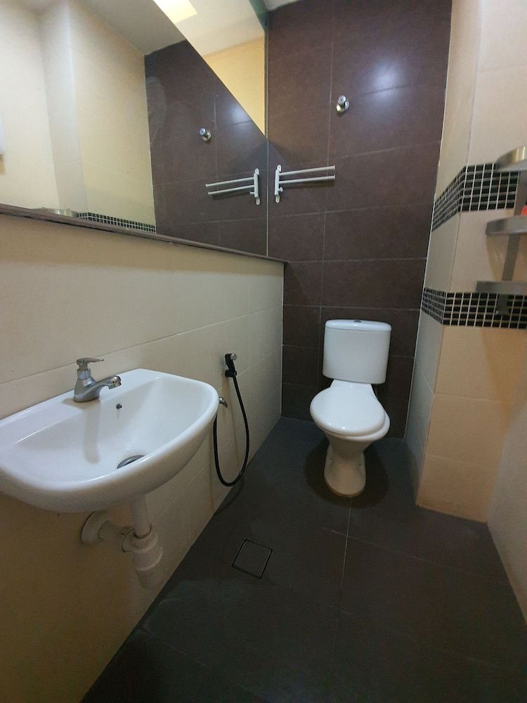 undefined Hotel O Sri Rampai Metro Hostel 9