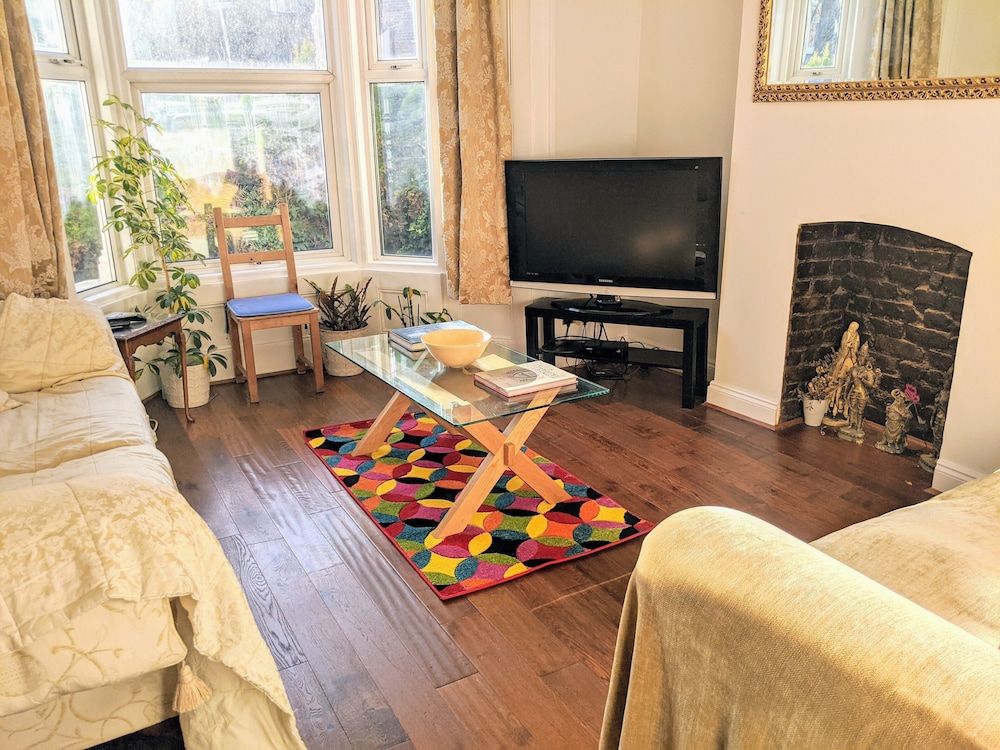 TopHome Arsenal Vacation Home 76