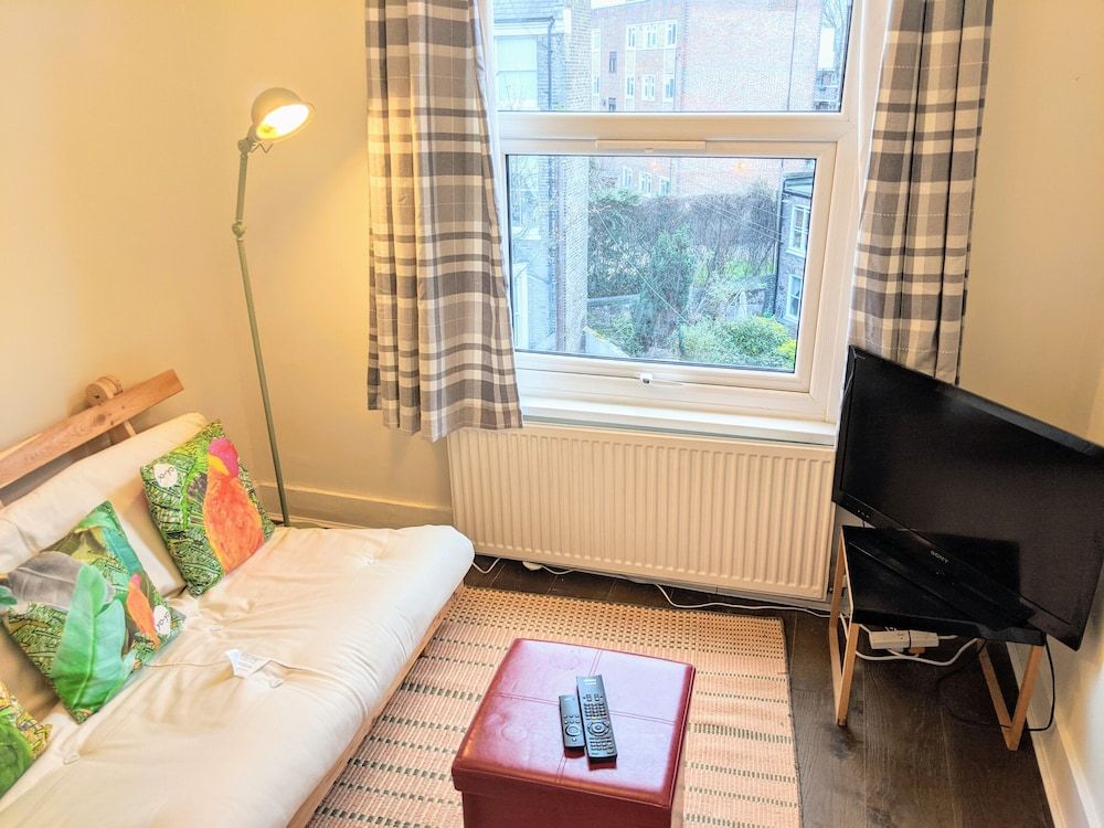 TopHome Arsenal Vacation Home 77