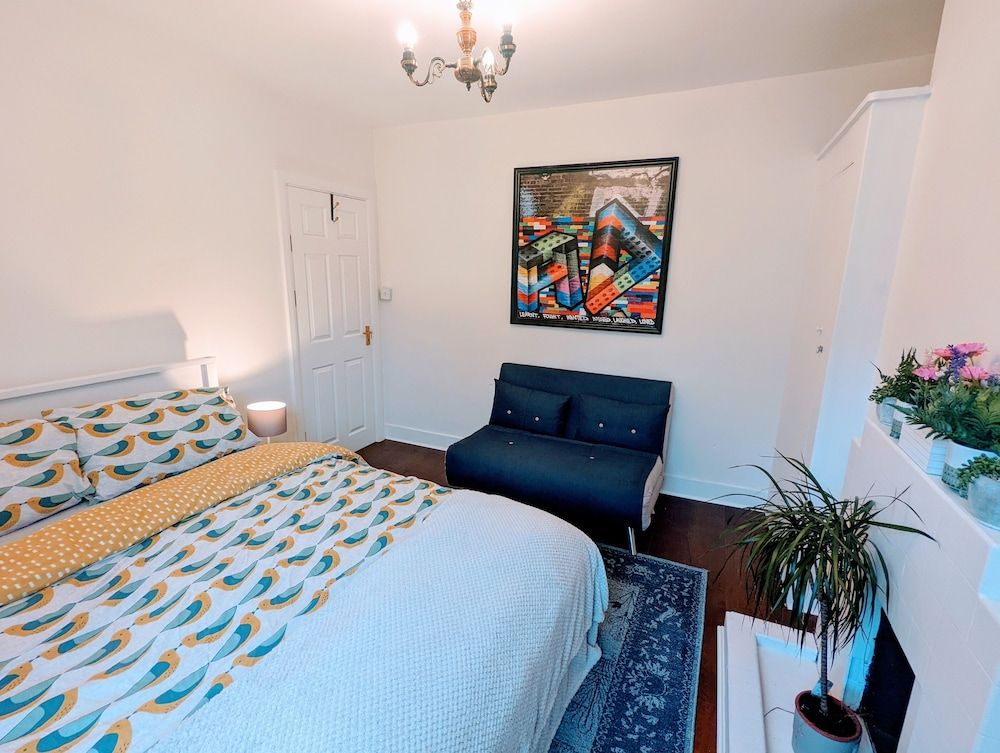 TopHome Arsenal Vacation Home 23