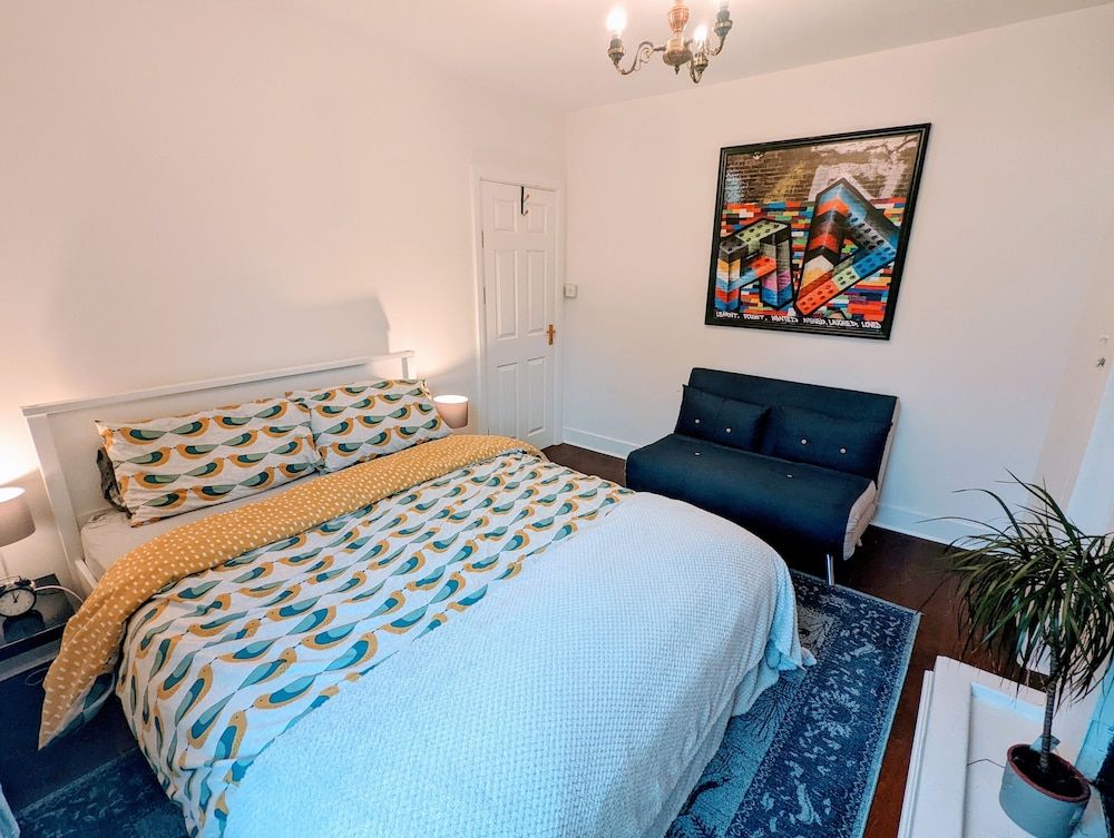 TopHome Arsenal Vacation Home 26