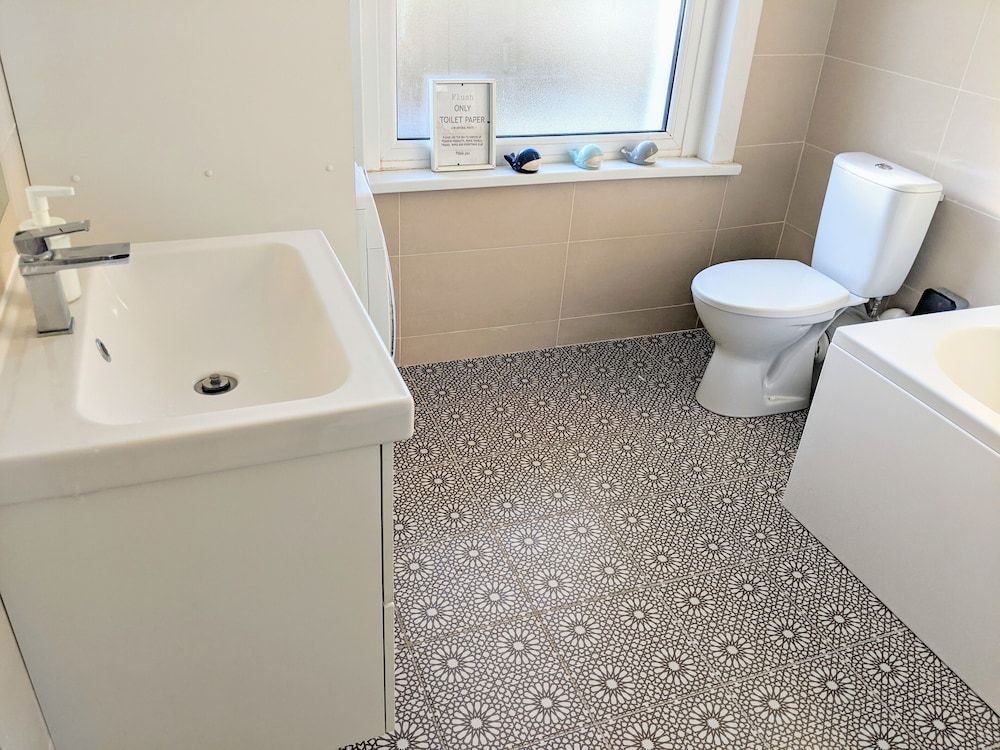 TopHome Arsenal Vacation Home 41