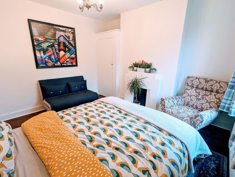 TopHome Arsenal Vacation Home 22