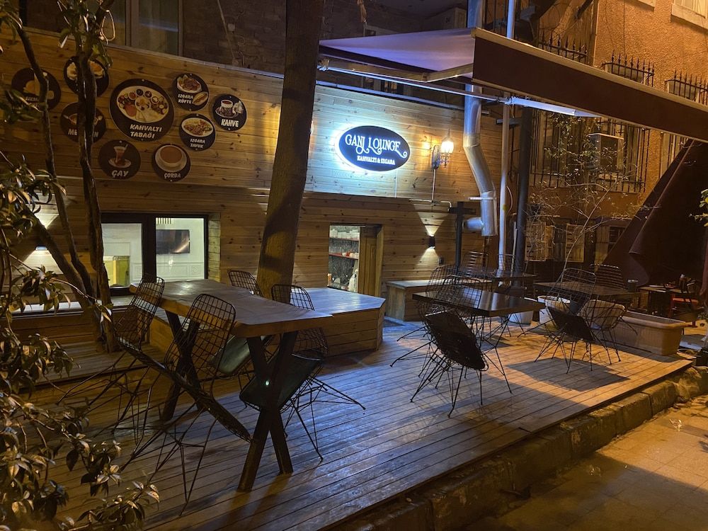 undefined Ganj Hotel 5