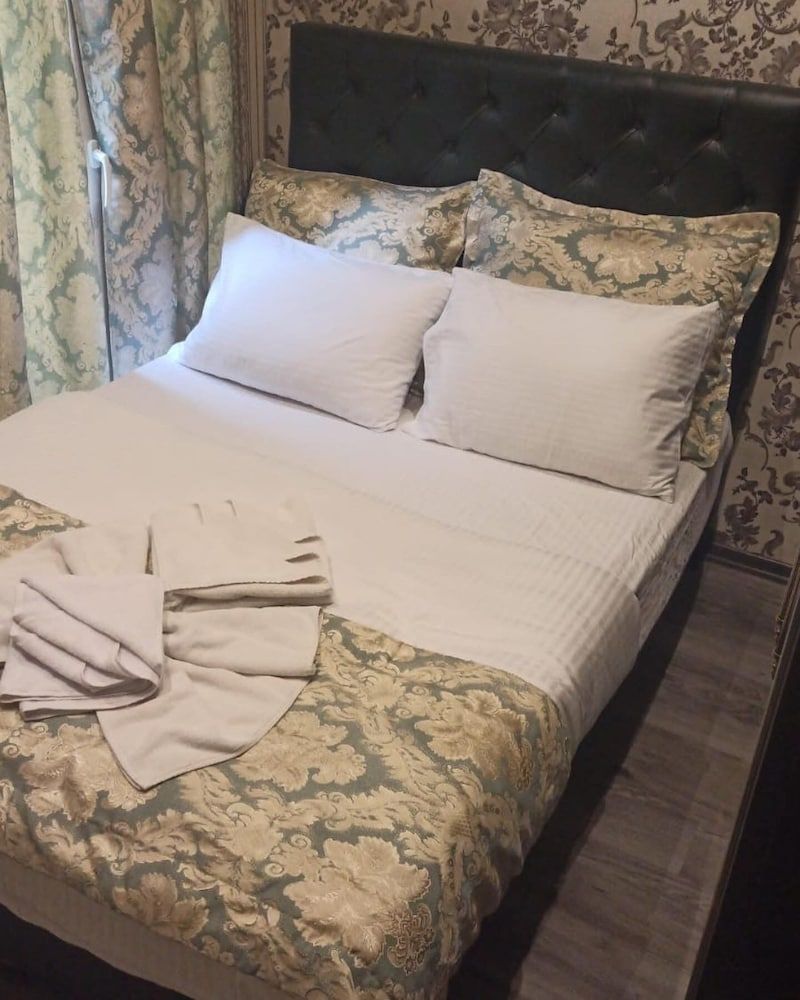 Ganj Hotel Economy Room 5