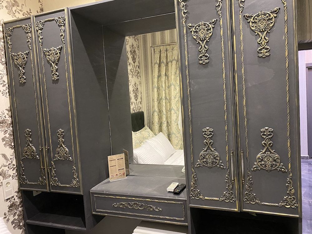 Ganj Hotel Economy Room 14