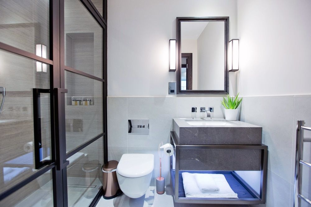 37GS Residences GS18 - 2 Bed Executive 7