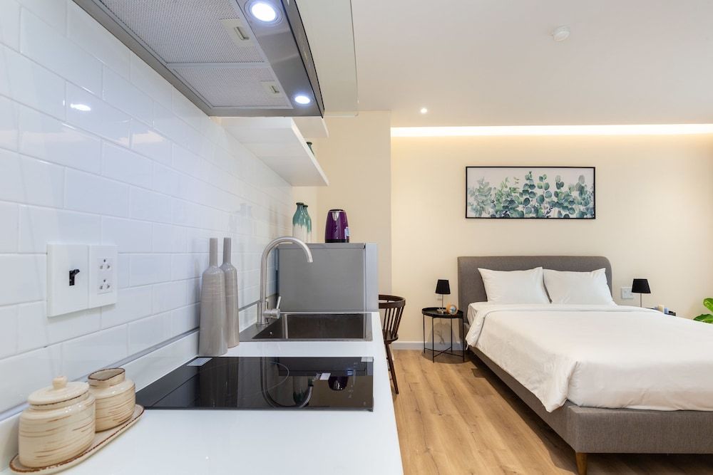 undefined Cozrum Homes Premier Residence 6