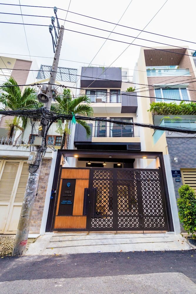 undefined Cozrum Homes Premier Residence 2