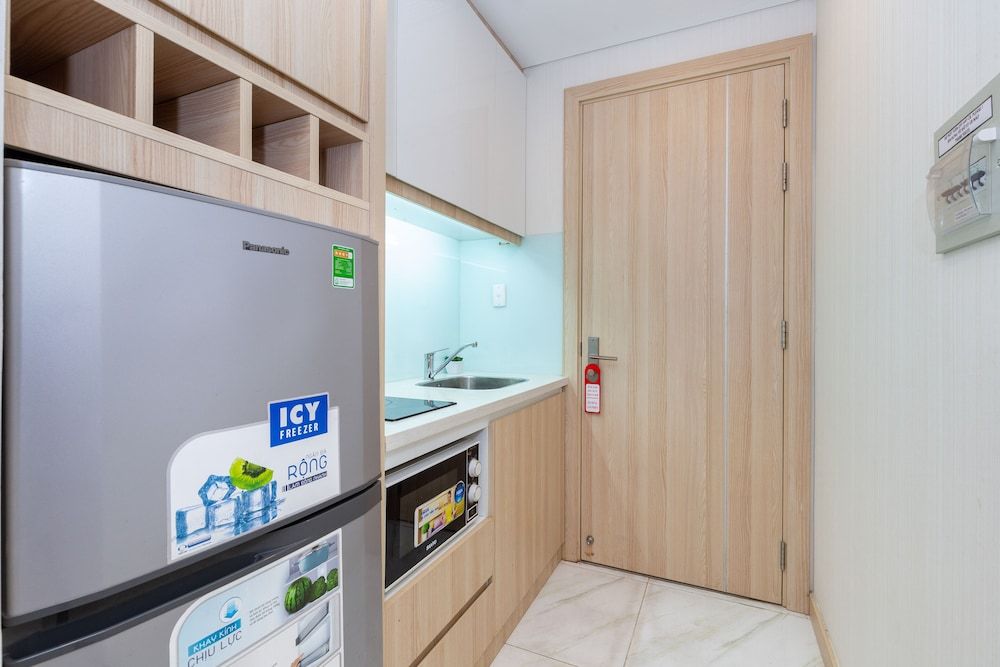 undefined Saigon Paramount 10