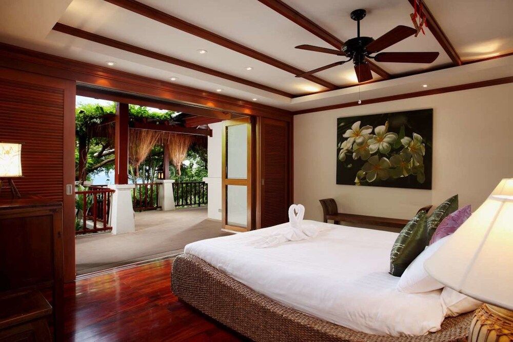 undefined L'Orchidee K3 by Villacarte