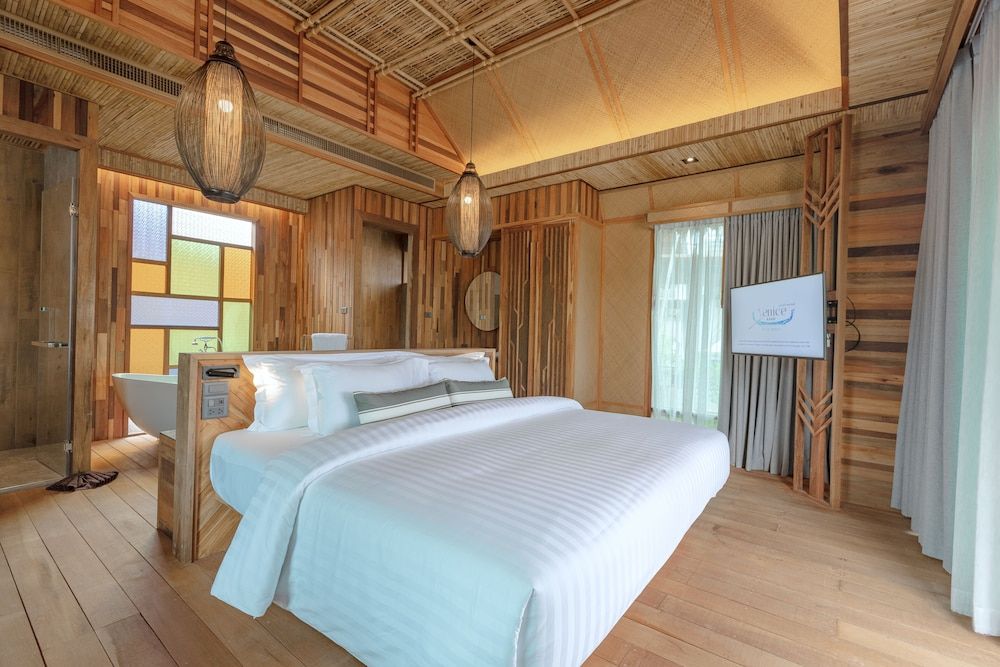 Premium Water Villa - Free schedules shuttle to Aonang Beach, Railay Beach