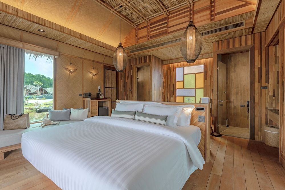 Premium Water Villa - Free schedules shuttle to Aonang Beach, Railay Beach