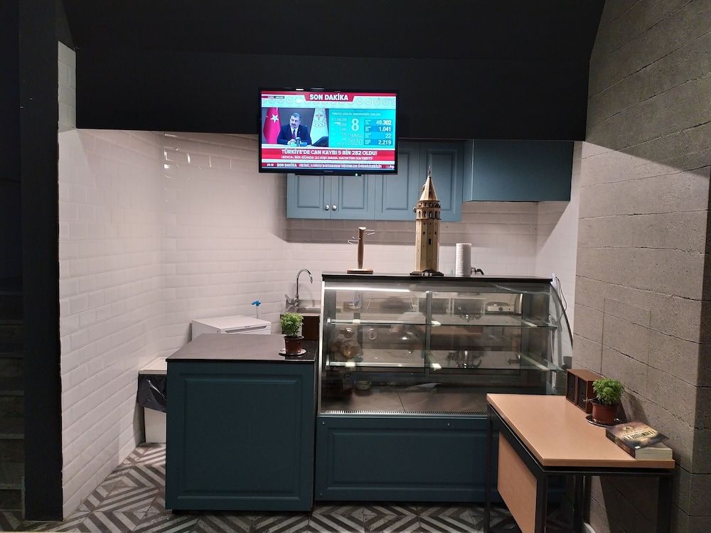 undefined Noble House 7