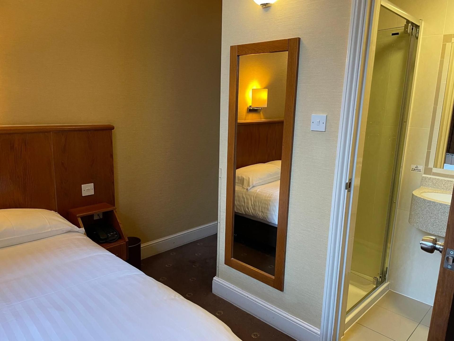 undefined Orchard Hotel 9