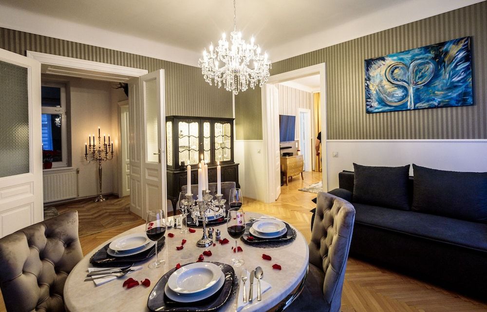 undefined Sophie's Place Augarten 6