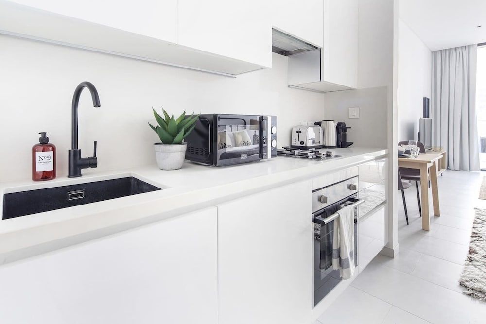 undefined Stunning Studio w/ Burj Khalifa View! 8