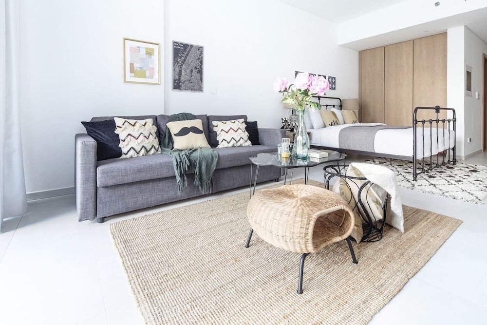 undefined Stunning Studio w/ Burj Khalifa View! 5