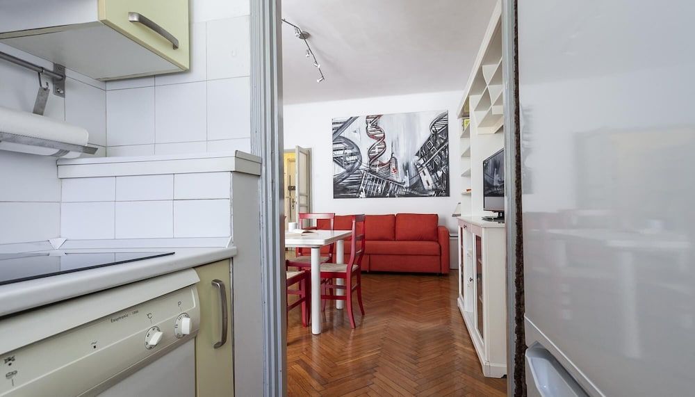 De Cristoforis 12 C Apartment 27